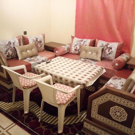 Готель Sahara Camel Tours Camp Мерзуга Екстер'єр фото