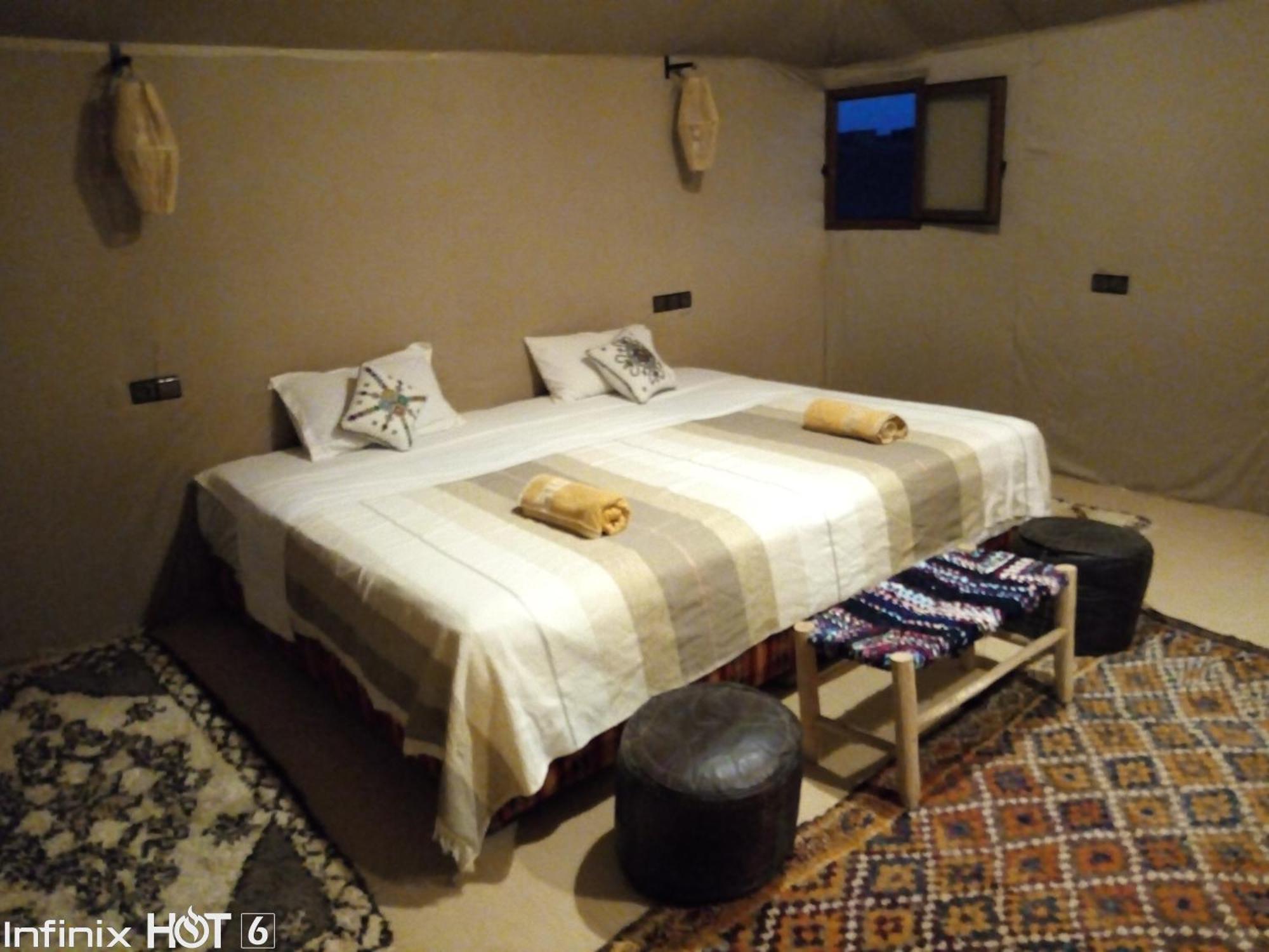 Готель Sahara Camel Tours Camp Мерзуга Номер фото
