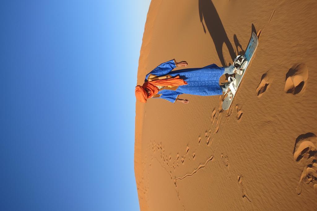 Готель Sahara Camel Tours Camp Мерзуга Екстер'єр фото