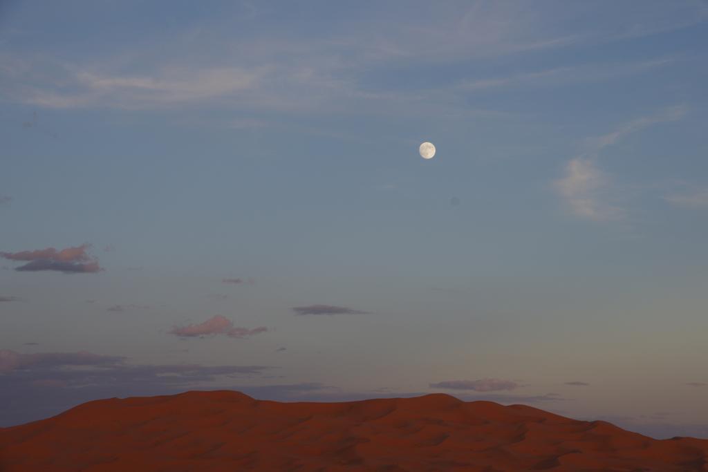 Готель Sahara Camel Tours Camp Мерзуга Екстер'єр фото